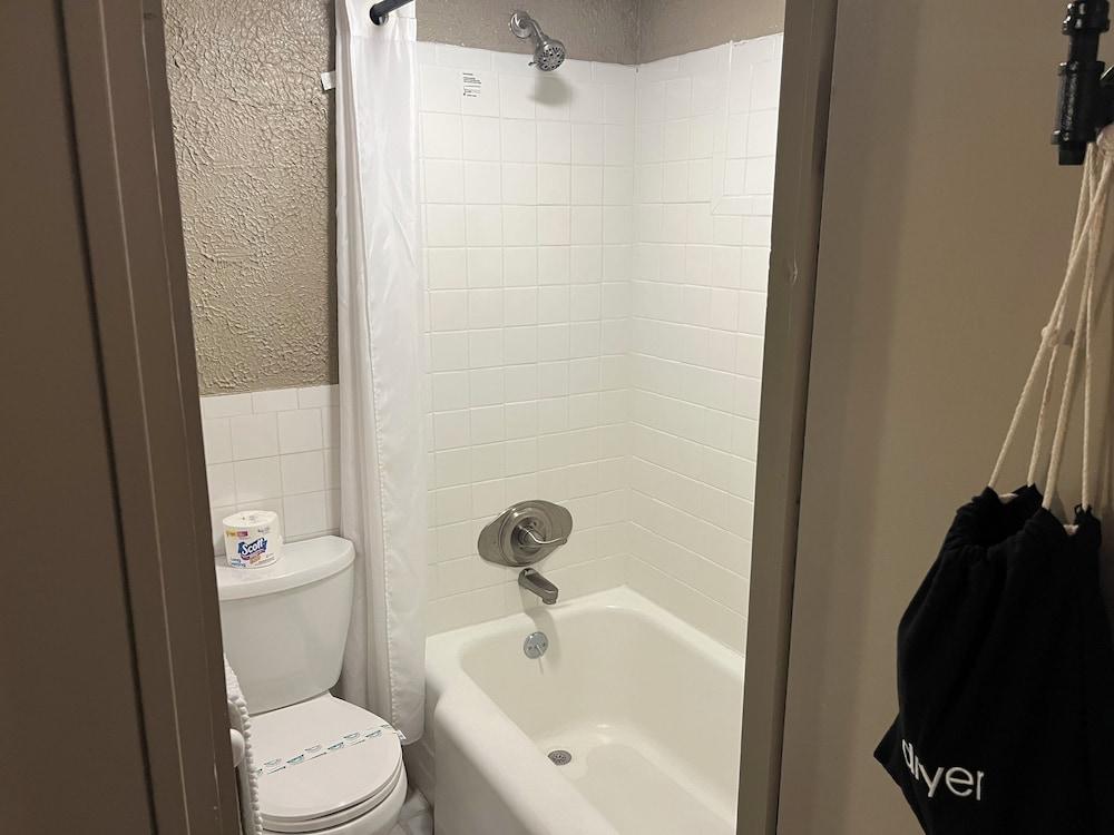 Lincoln Lodge photo 17