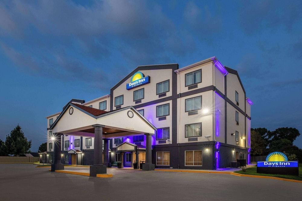 Days Inn by Wyndham Baton Rouge/I-10 photo 23