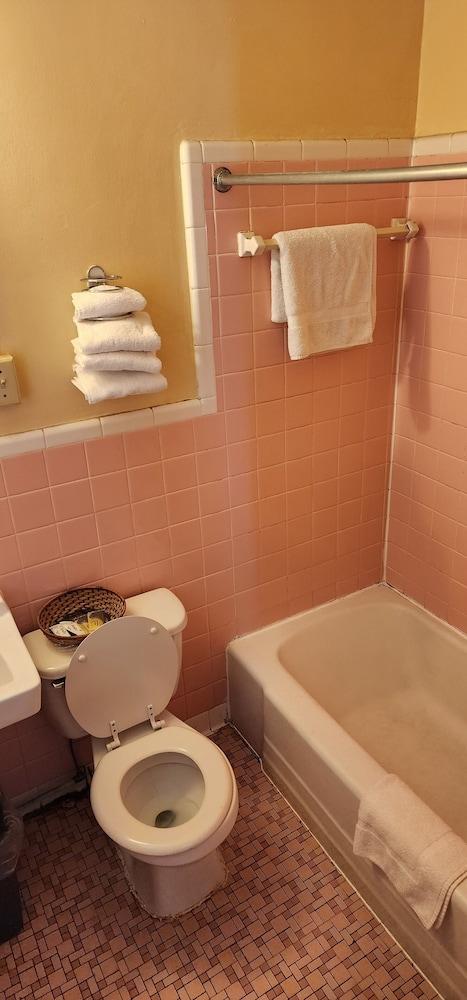 RELAX INN photo 26