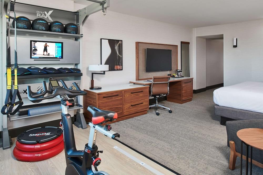 DoubleTree by Hilton Fullerton photo 44