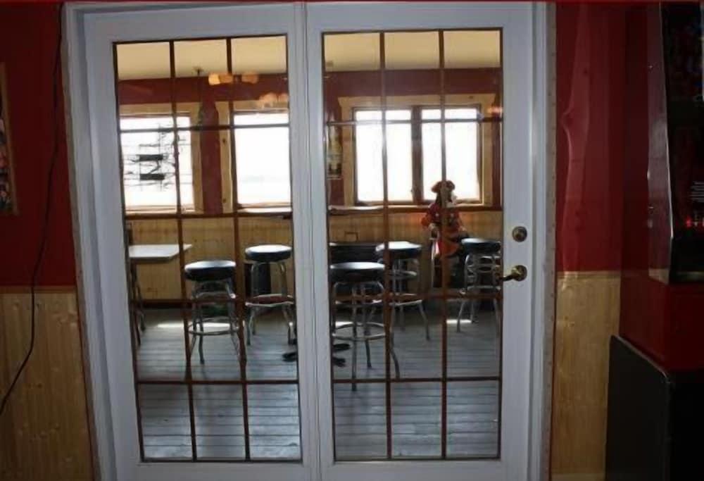 Sunlac Inn photo 5