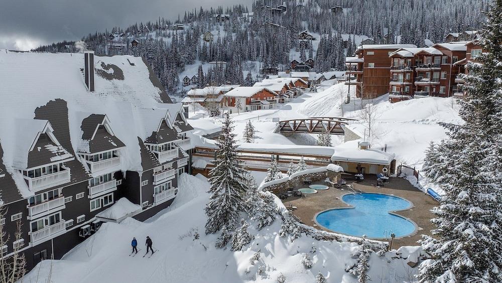 Selkirk Lodge photo 36