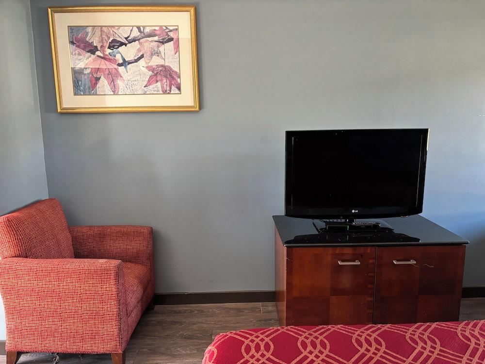 Budget Inn Express photo 1