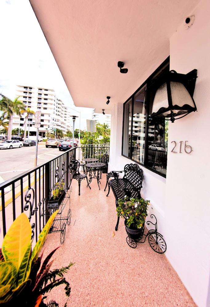 Notebook Miami Beach photo 34