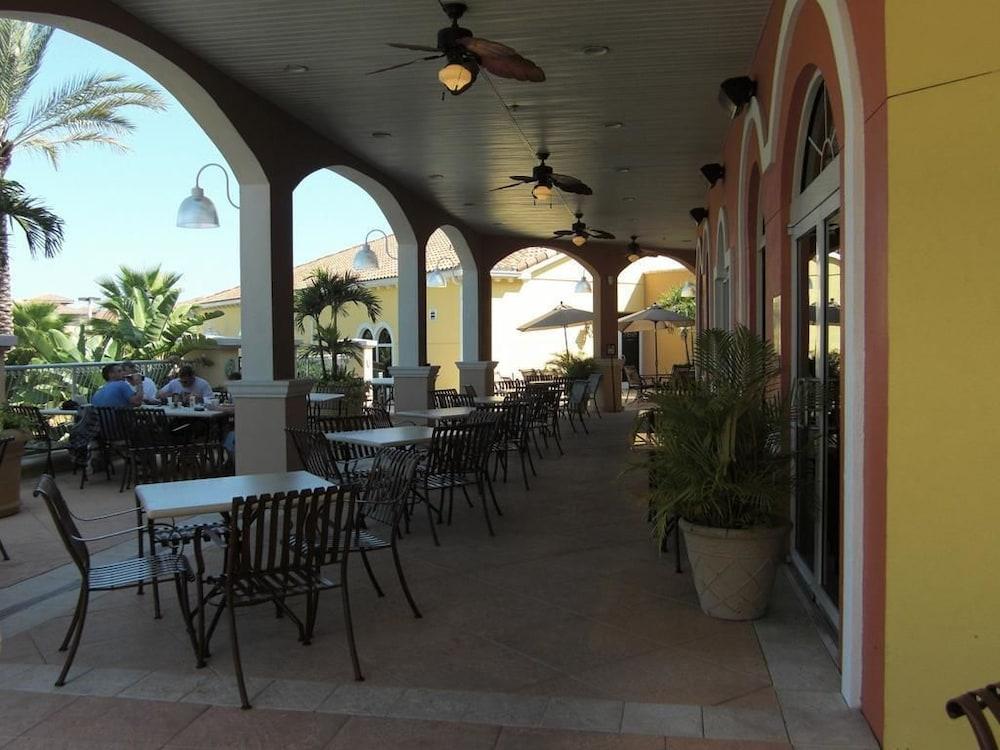 Villas At Regal Palms photo 27