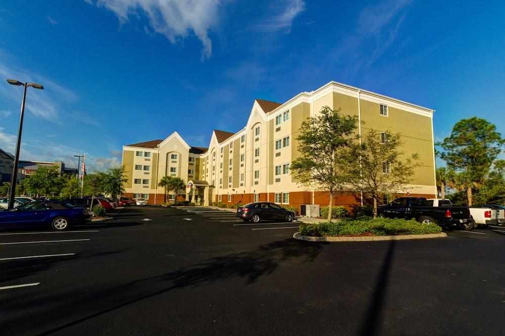 Candlewood Suites Ft Myers I-75 by IHG photo 38