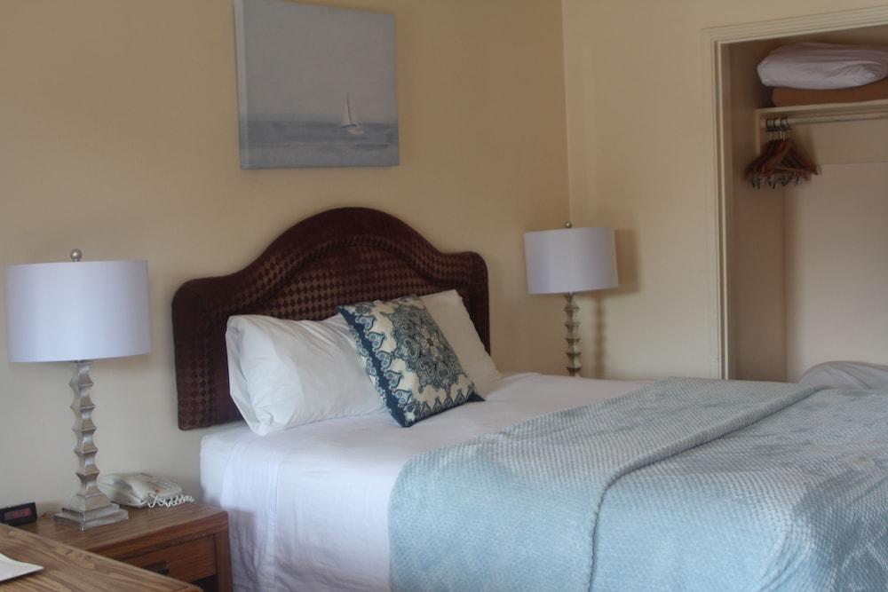 Peach Tree Inn photo 11