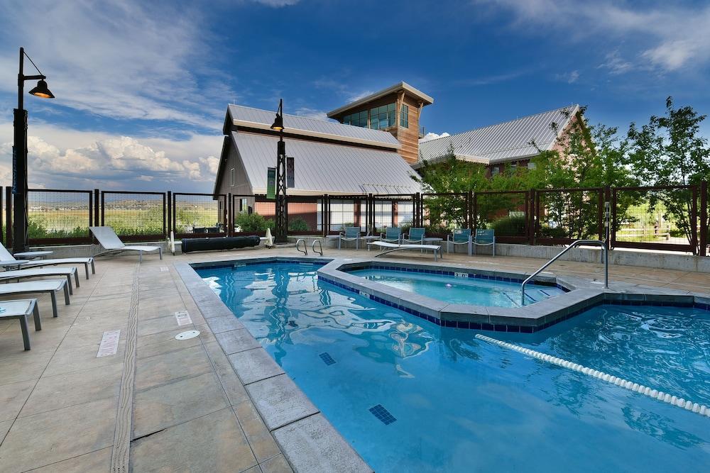 Newpark Resort photo 43