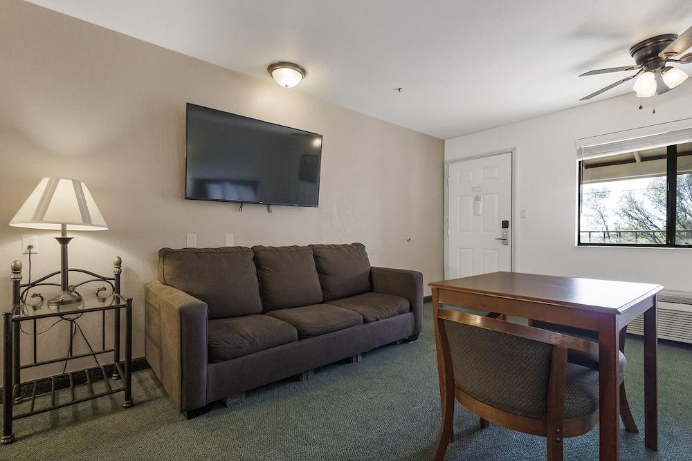 Aladdin Inn photo 10