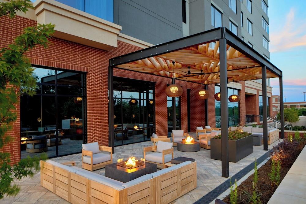 UNC Charlotte Marriott Hotel & Conference Center photo 58