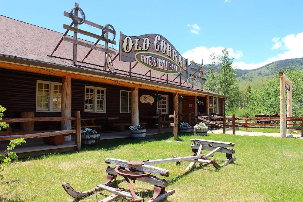 Old Corral Hotel & Steakhouse photo 1