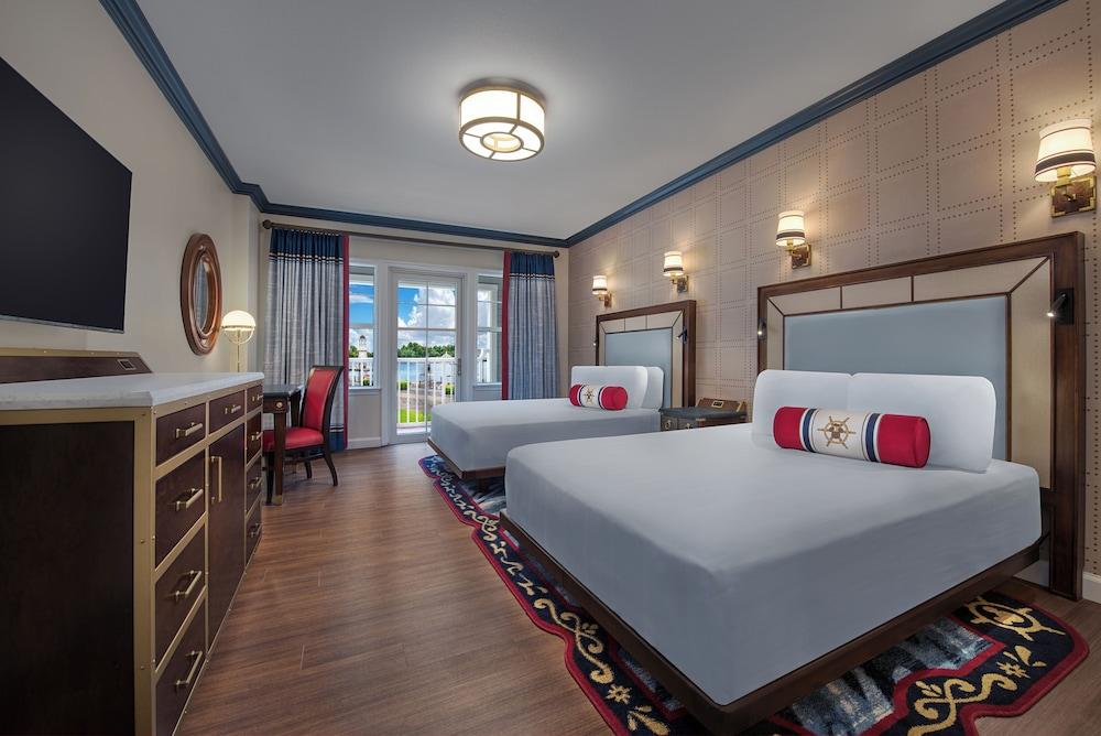 Disney's Yacht Club Resort photo 19