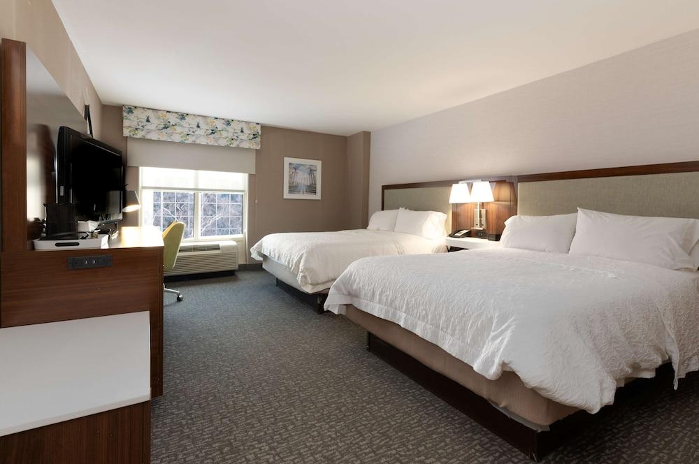 Hampton Inn & Suites Arlington Crystal City DCA photo 41