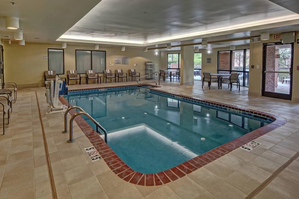 Courtyard by Marriott Memphis Germantown photo 4