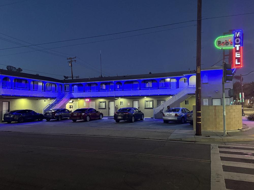 Bob's Motel photo 7