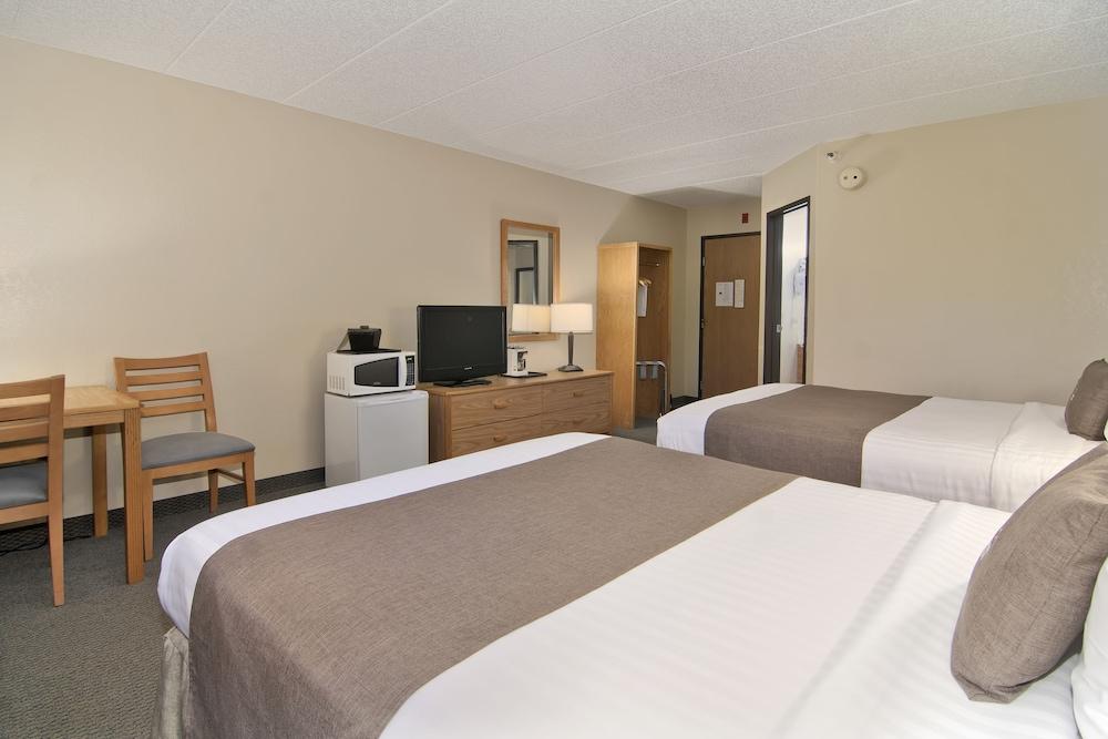 Boarders Inn & Suites by Cobblestone Hotels - Faribault photo 39