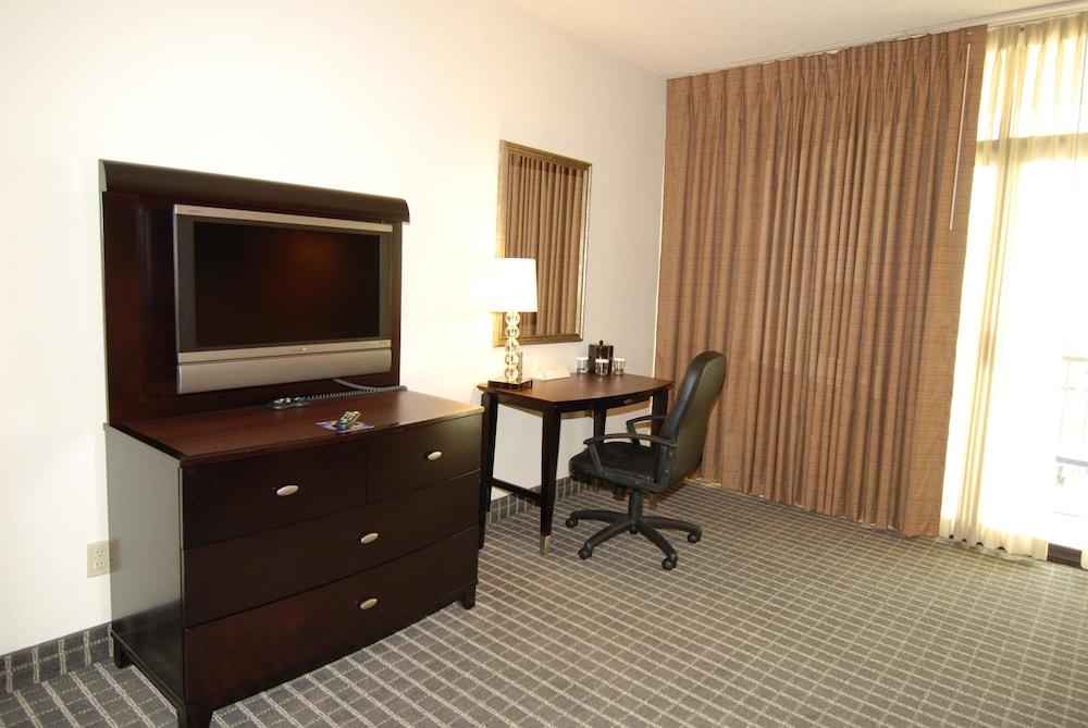 Oakland Airport Executive Hotel photo 11