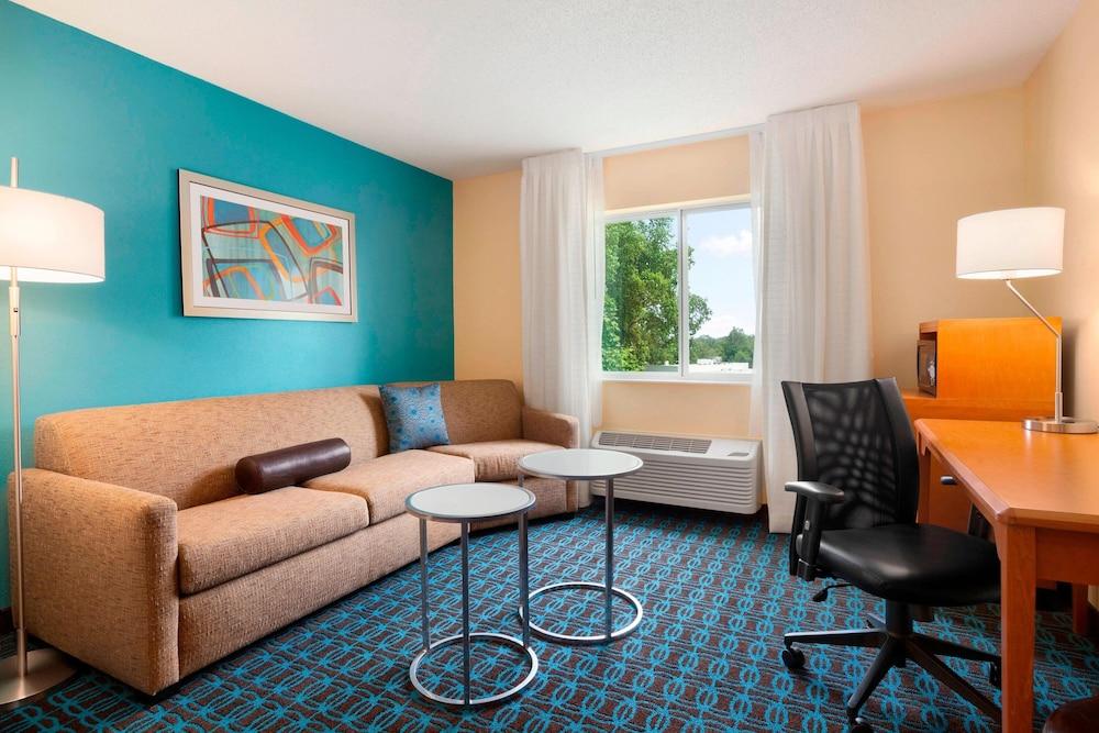 Fairfield Inn & Suites Lansing West photo 8