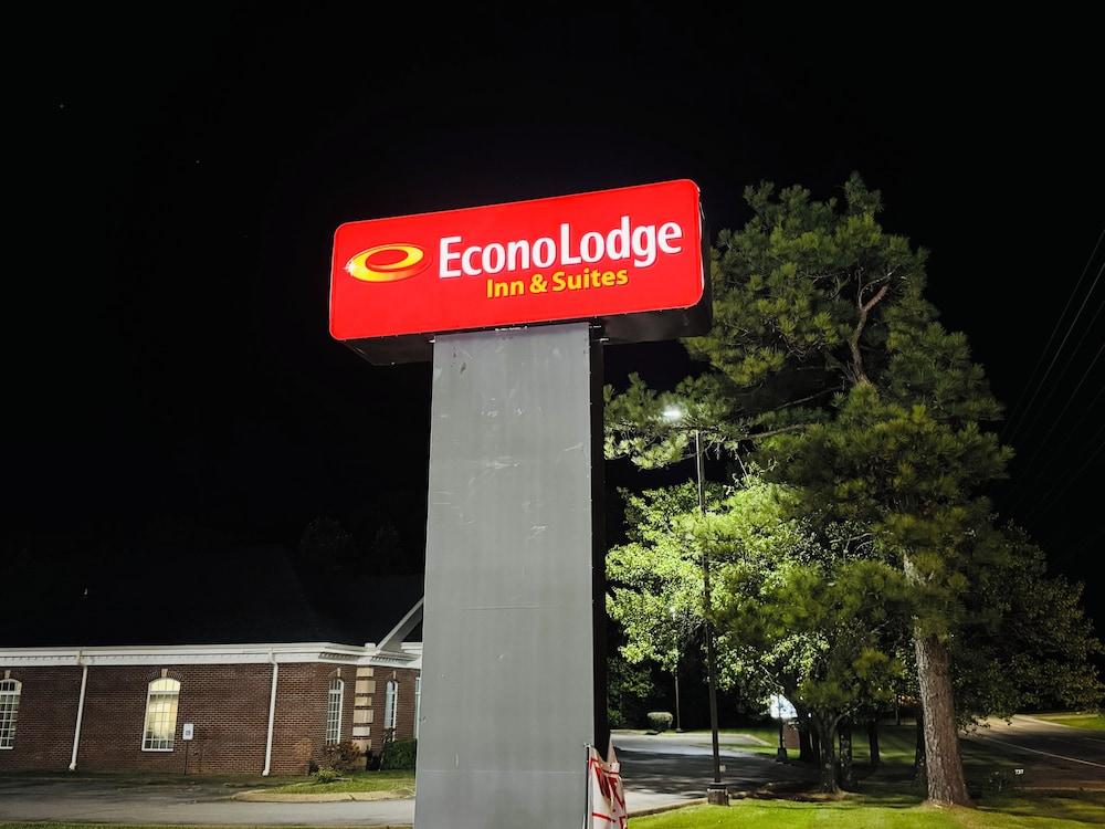 Econo Lodge Inn & Suites Centerville photo 23