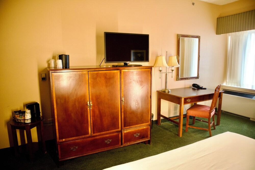 Hotel Mead Resorts & Conventions Center photo 100