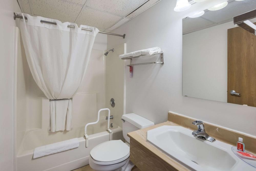 Studio 6 Limon, CO – I-70 photo 22