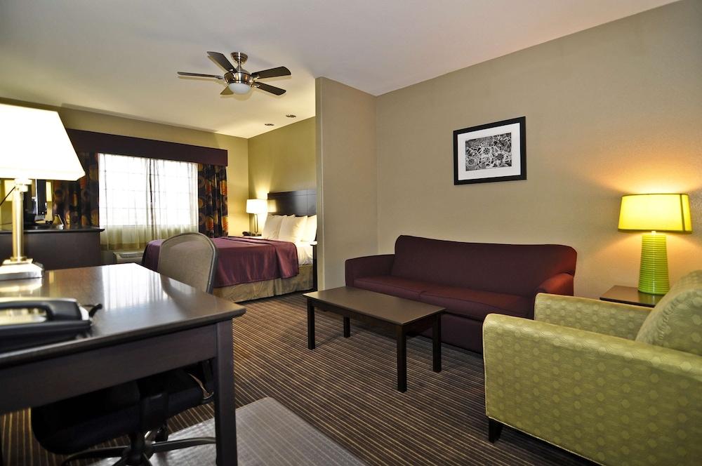 Best Western Giddings Inn & Suites photo 18