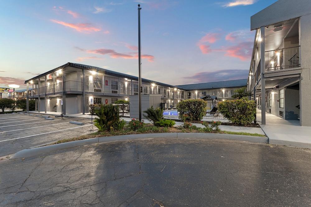 Baymont by Wyndham San Antonio Near Lackland AFB photo 27