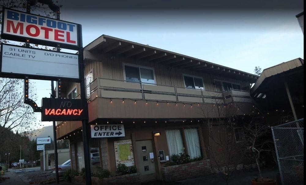 Bigfoot Motel photo 16