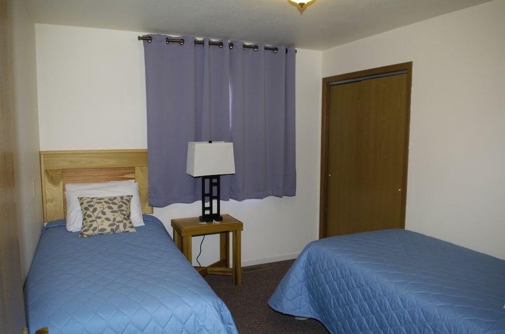 Trout Montana Motel photo 14