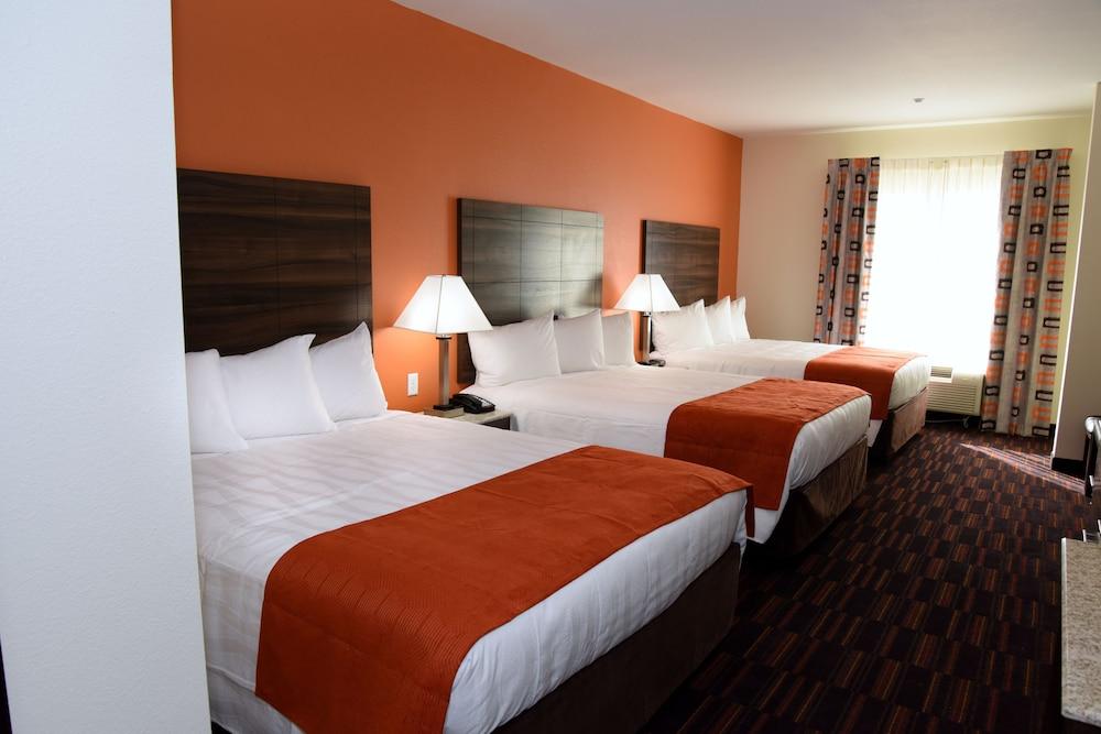 Home Away Suites photo 17