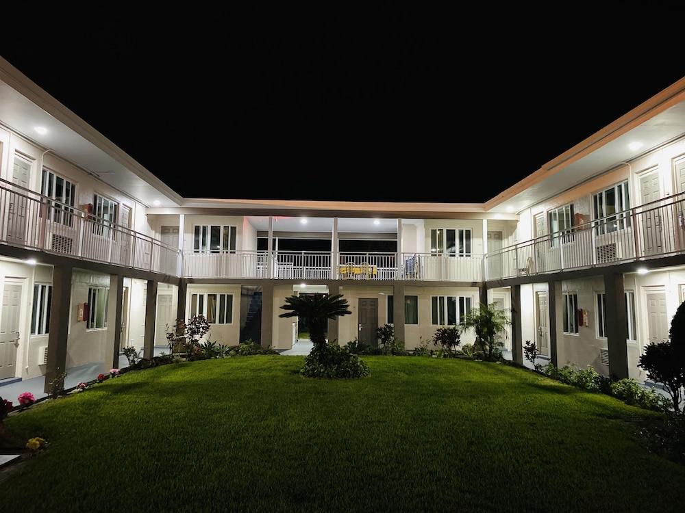 A1A Super Inn photo 24