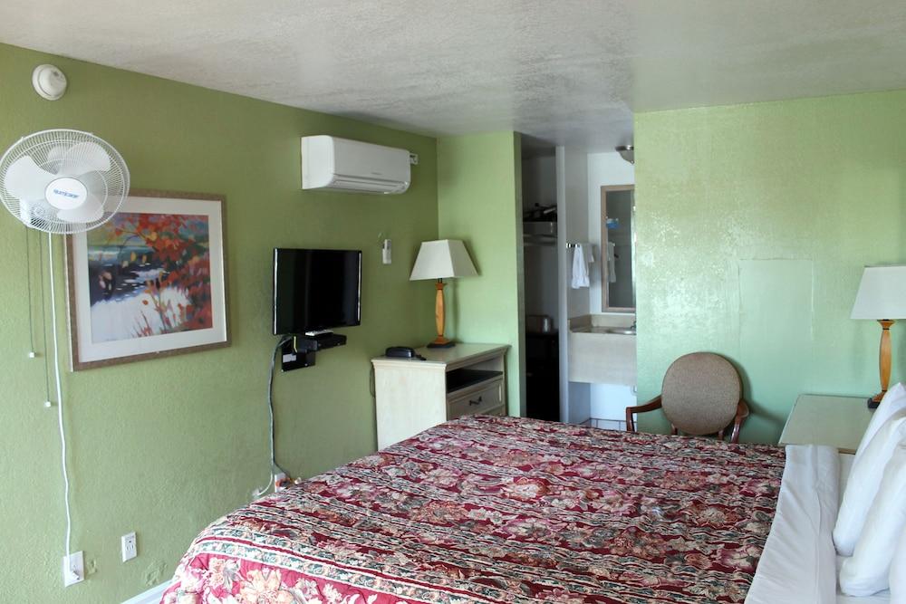Fireside Inn Santa Cruz photo 5