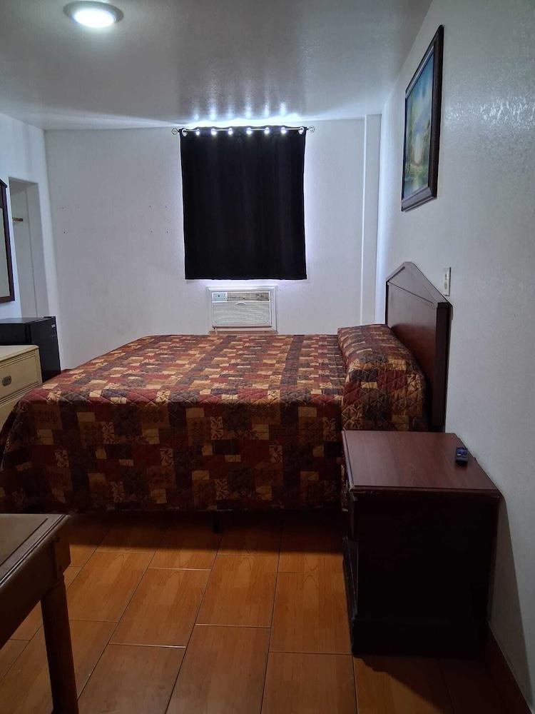 Hotel O Colonial Inn Brownsville Tx photo 13