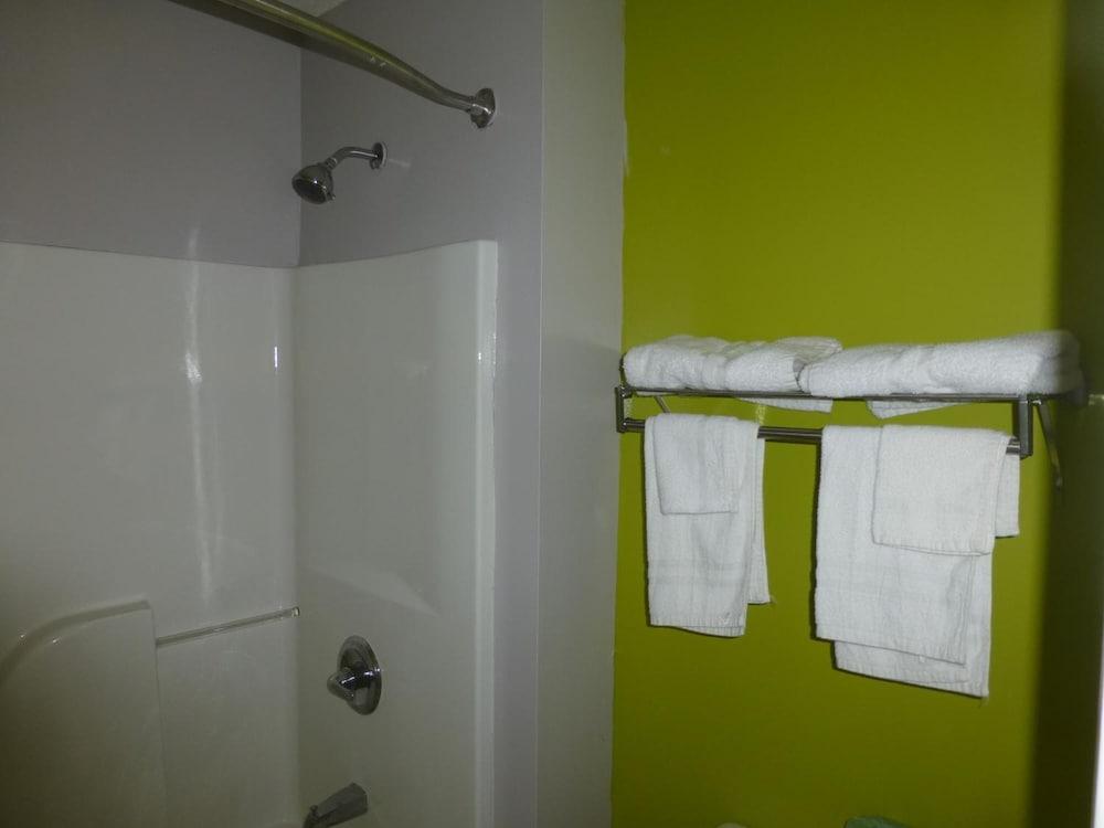 Coach Inn photo 30