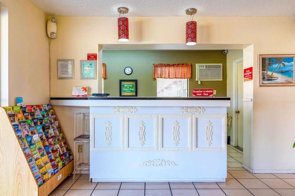 Econo Lodge Crystal River photo 5