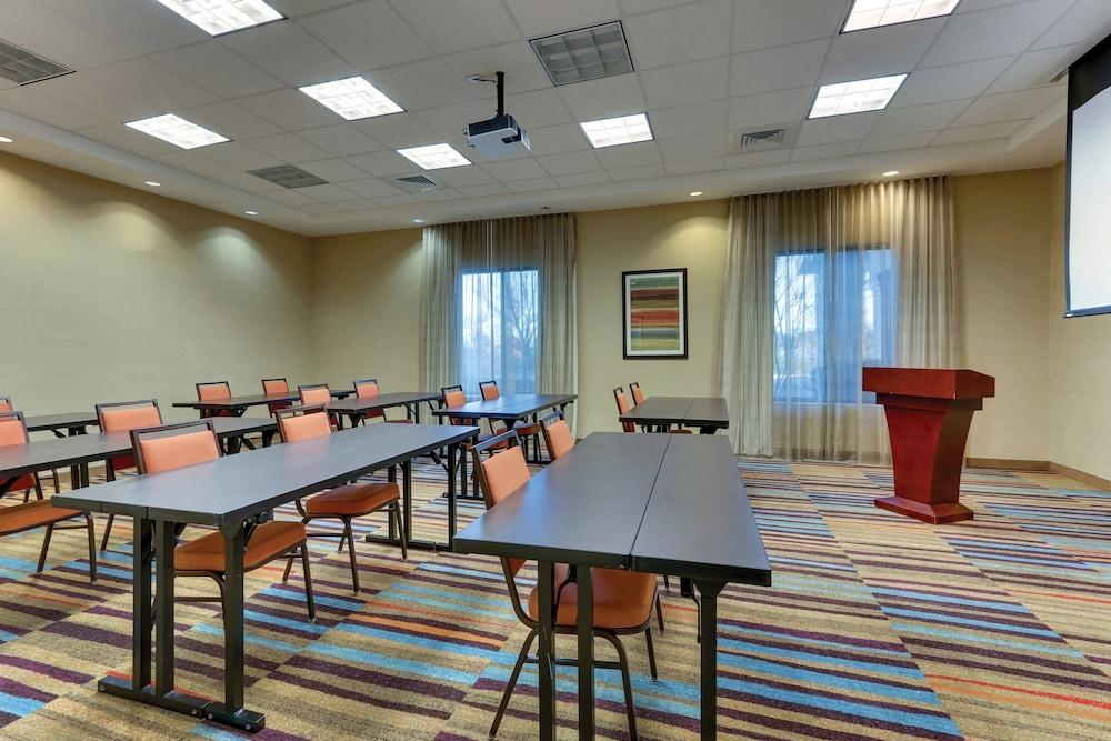 Fairfield Inn & Suites Dunn I-95 photo 5