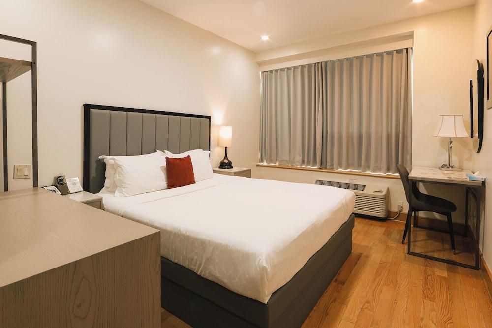Asiatic Hotel by LaGuardia Airport photo 16