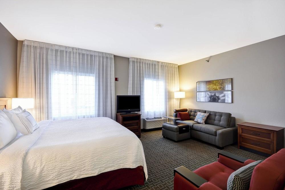 TownePlace Suites by Marriott Sioux Falls photo 30