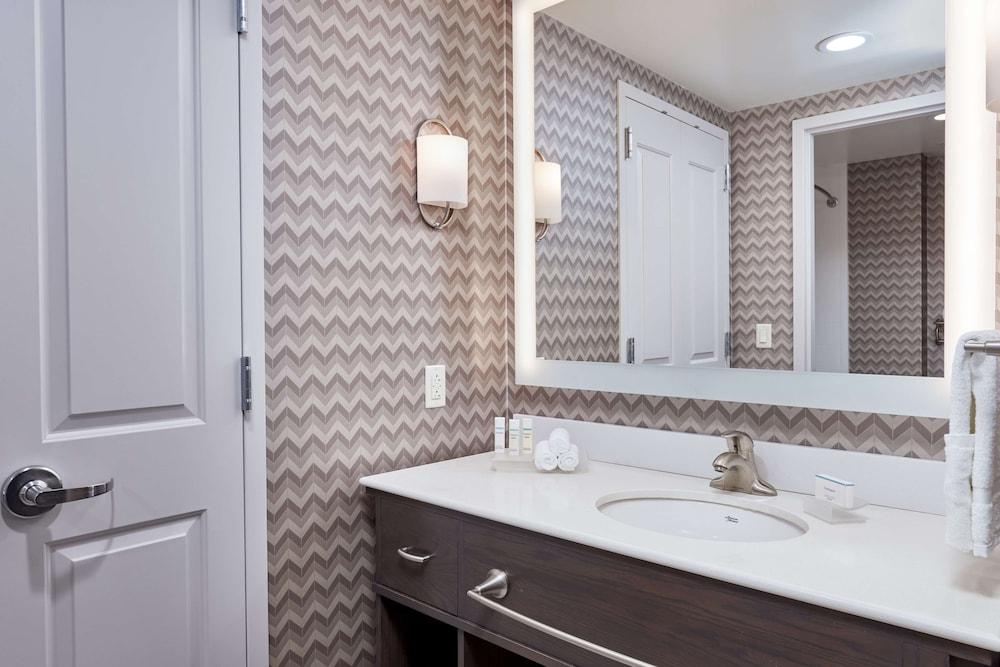 Homewood Suites by Hilton Teaneck Glenpointe photo 14