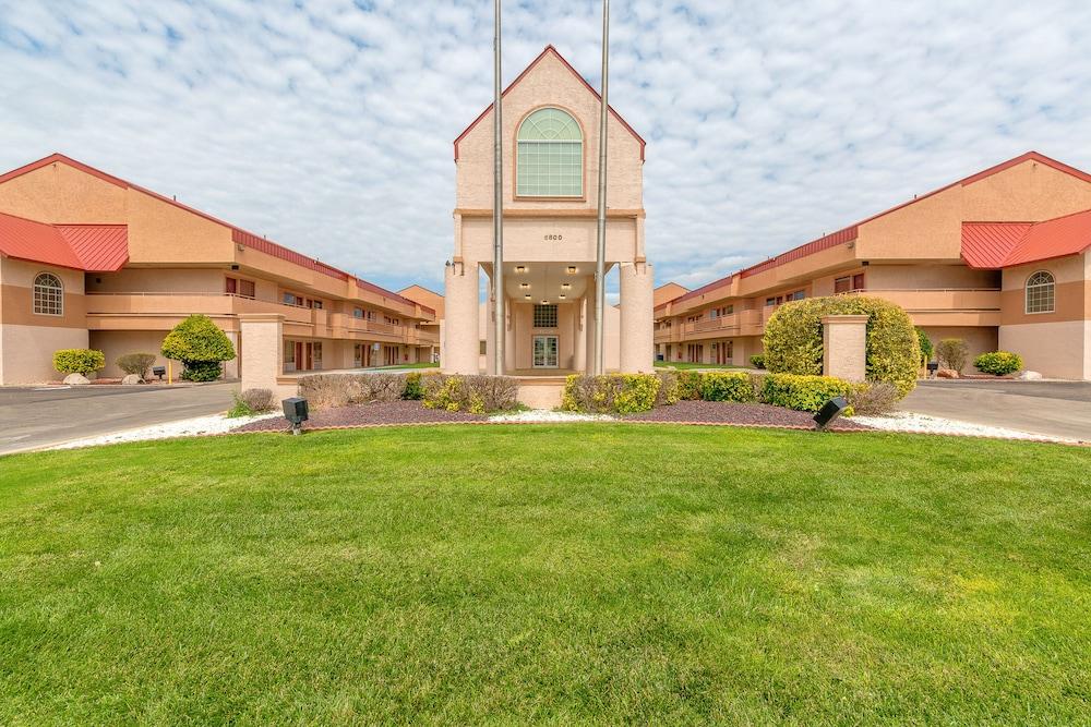 Red Roof Inn Amarillo West photo 41