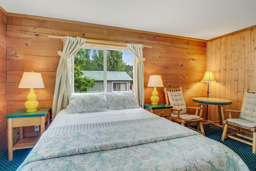 Deer Harbor Inn photo 2