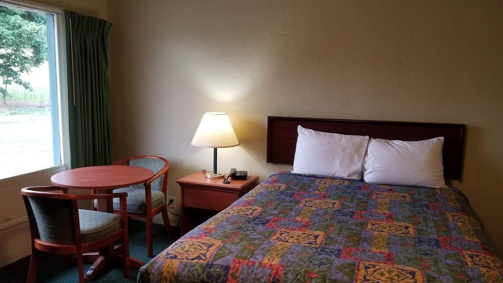 Quick Stop Motel photo 4