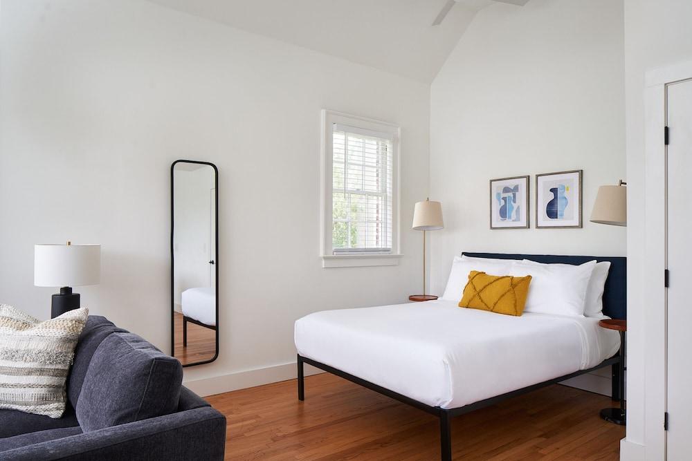 Kasa Studio Revival Atlanta photo 49