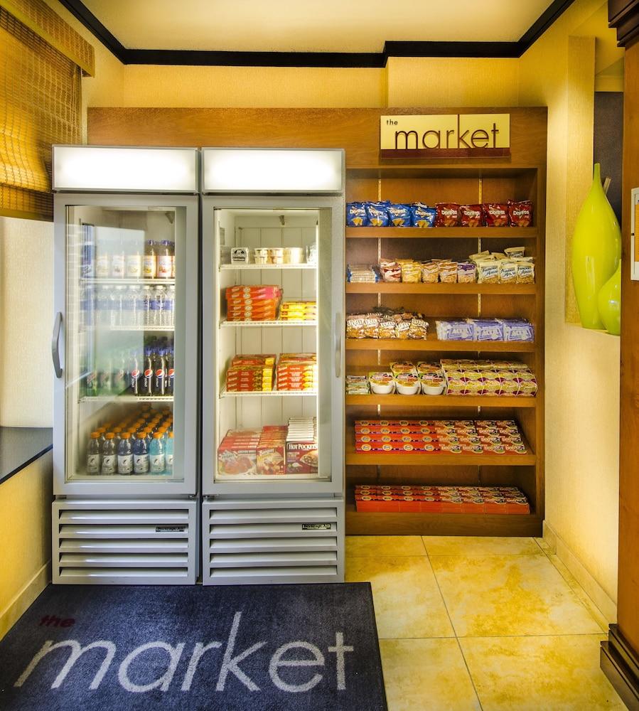 Fairfield Inn by Marriott Washington D.C. photo 13