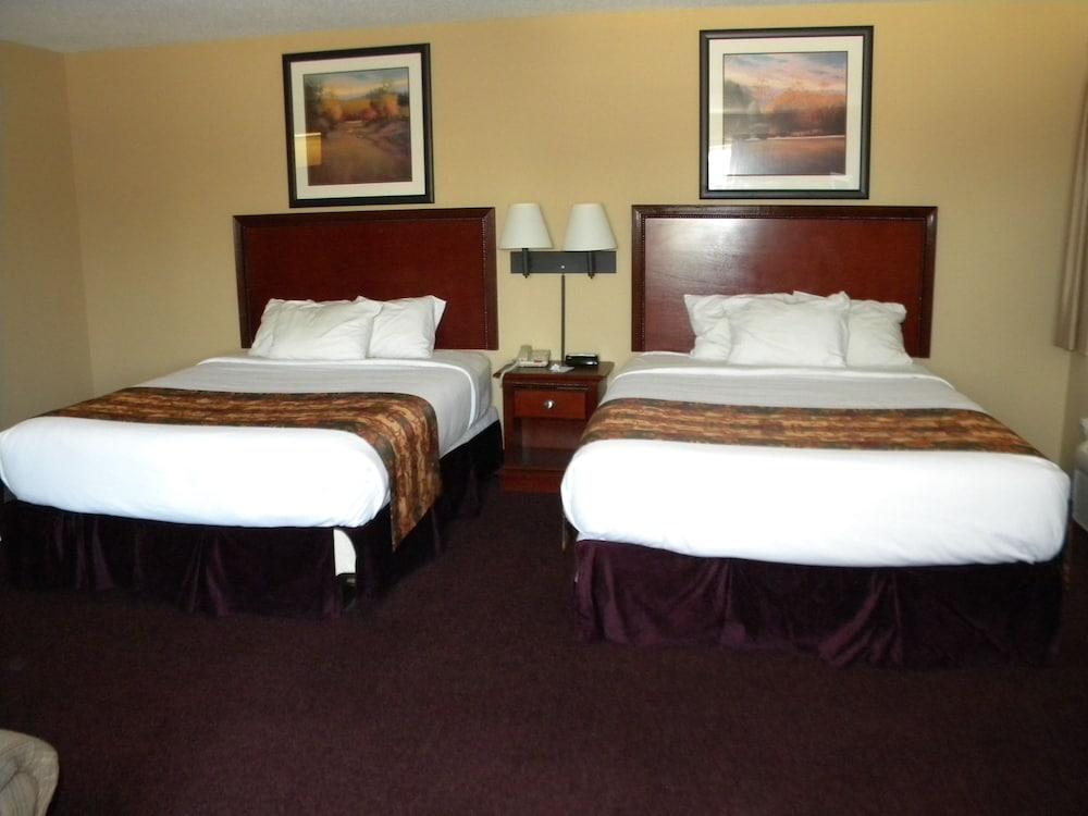 Pocahontas Inn & Suites photo 3
