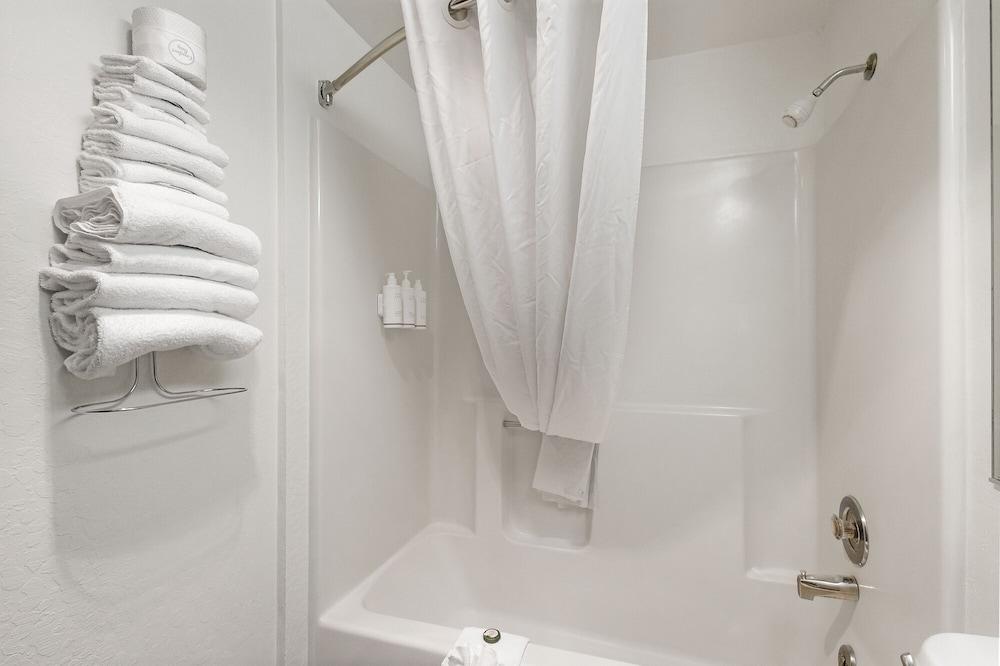 Aladdin Inn photo 72