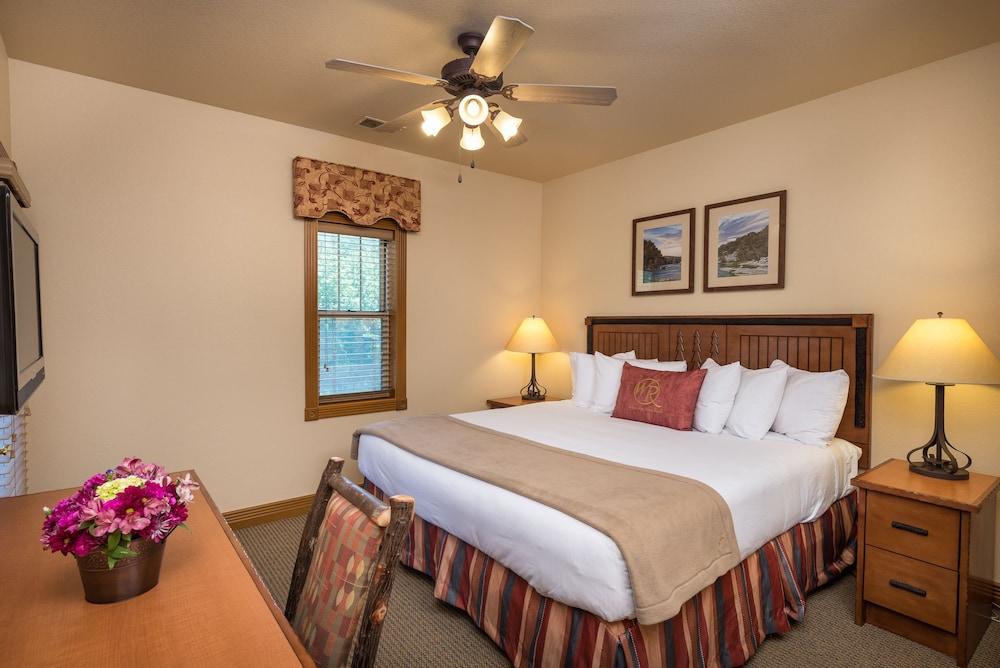 Westgate Branson Woods Resort and Cabins photo 41
