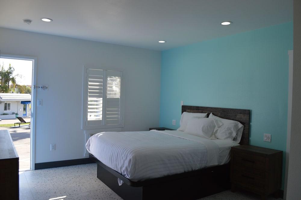 Calafia Inn photo 38