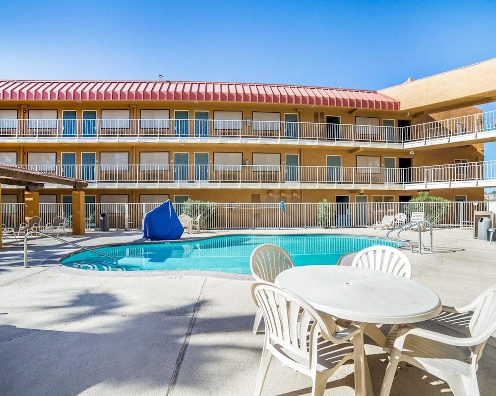 Rodeway Inn & Suites Needles photo 8