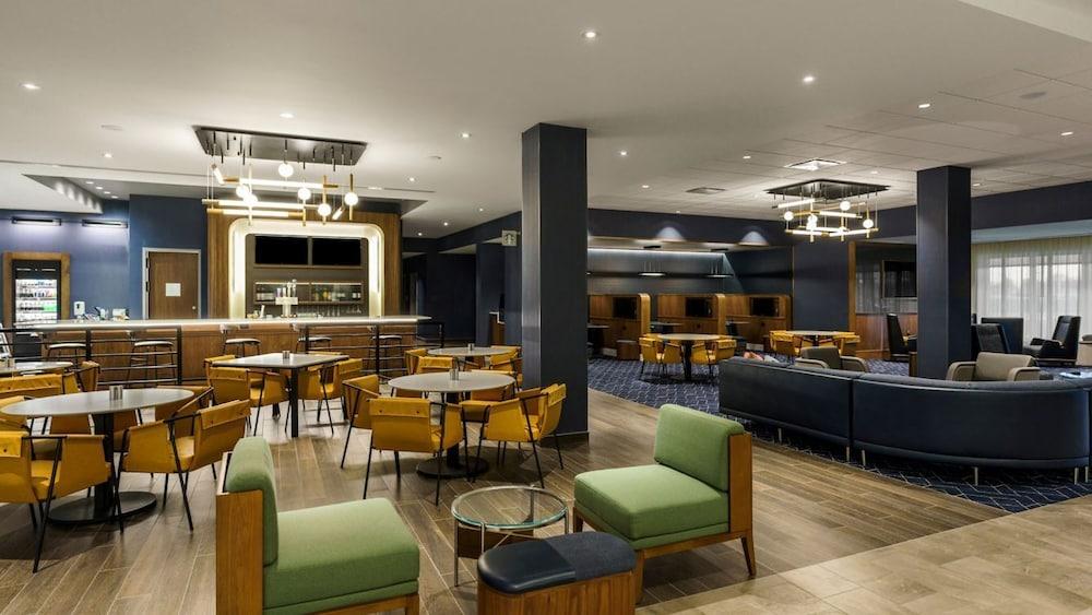 Courtyard by Marriott Huntsville-Madison photo 17